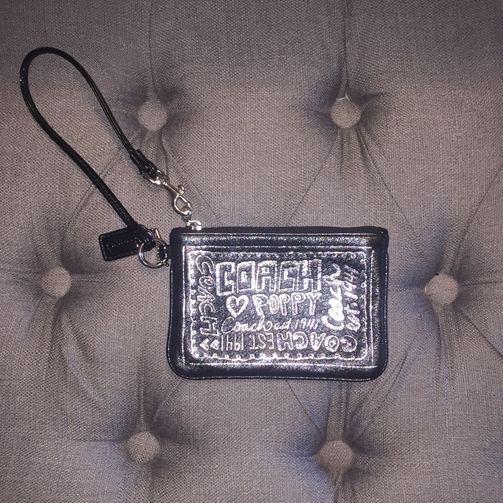 Coach Poppy Wristlet